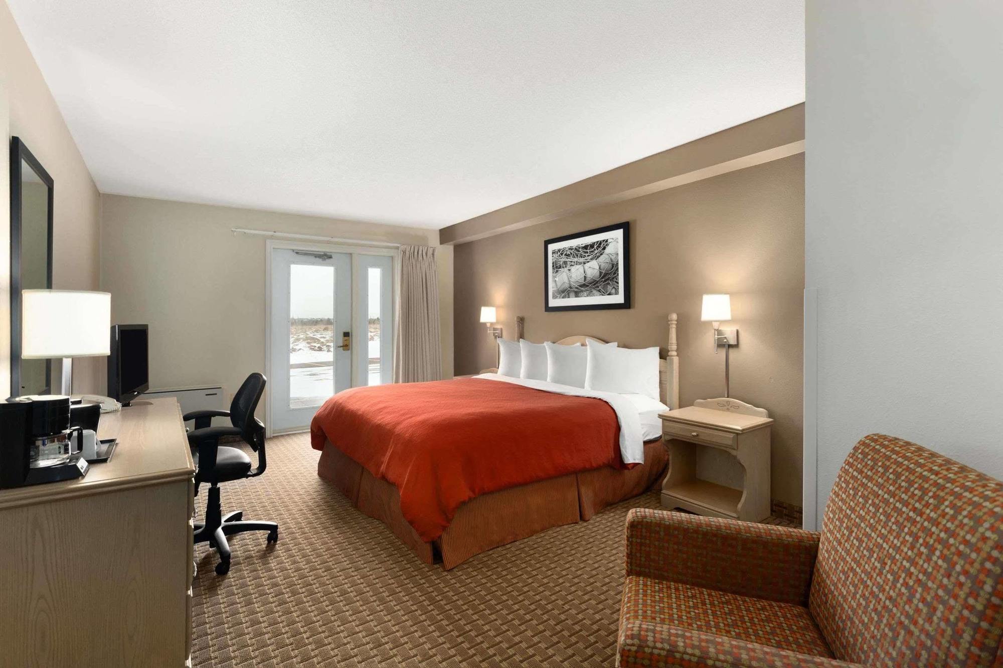 Travelodge Suites By Wyndham Moncton Exterior foto